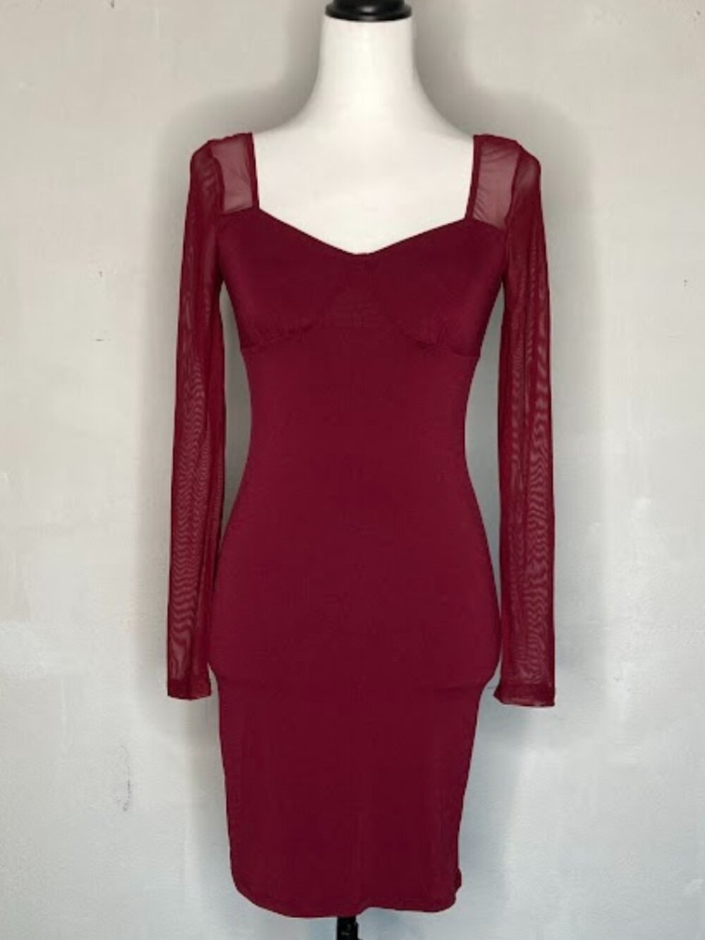 Burgundy Mesh Long Sleeve Sweetheart Bodycon Dress